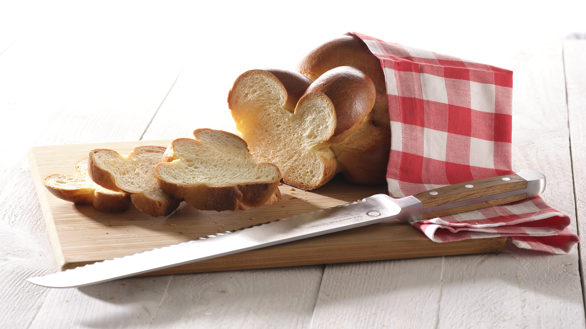 Richemontplus_BA_Butterzopf_R