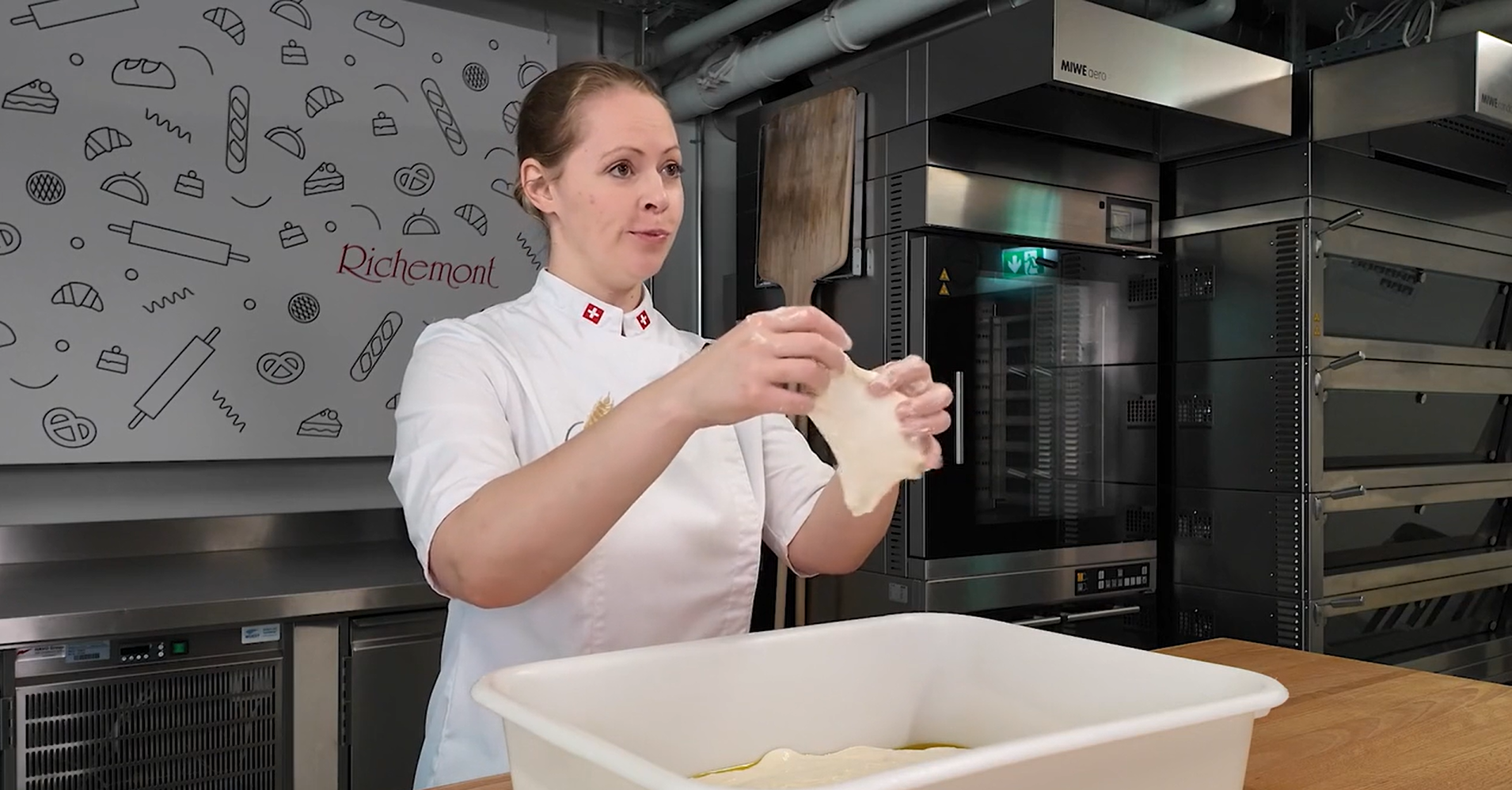 Richemontplus_BA_Focaccia_hauptteig