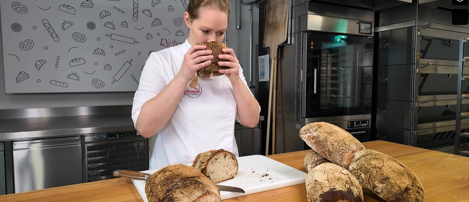 richemontplus-baslerbrot-degustation