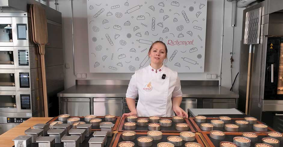 richemontplus_kurse-BA-New-York-Rolls-backen