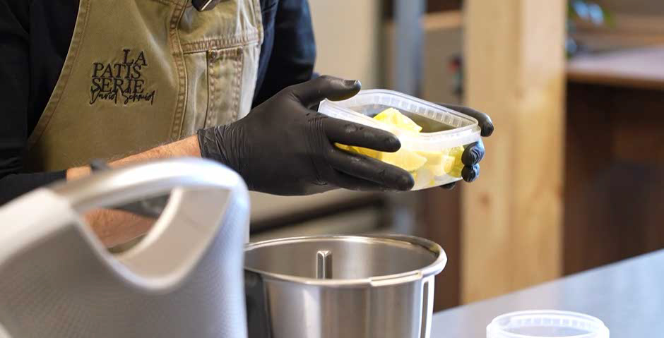 richemontplus_kurse-KO-Cake-unendlich-citron_paste