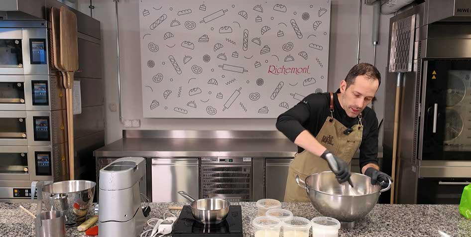 richemontplus_kurse-KO-macaron-noel_gewuerze