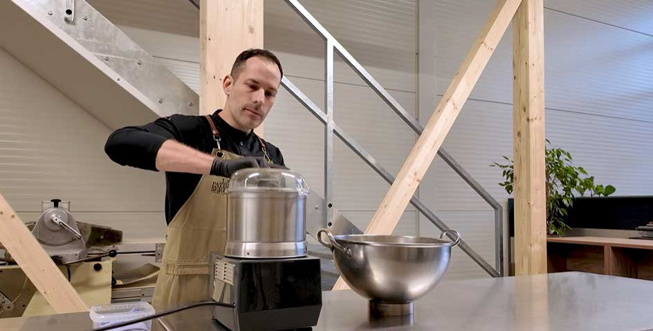 richemontplus_kurse-KO-pompon-de-princesse-masse-rosa