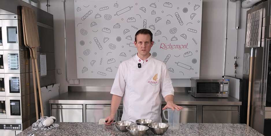 richemontplus_kurse-KO-birnen-tartelettes-birnenguss