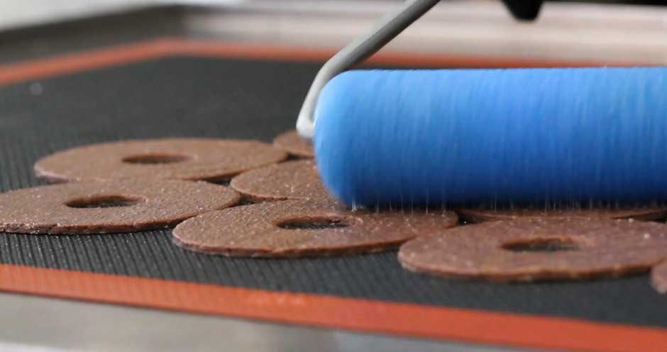 Richemontplus_KO_Paris-Brest-craquelin-ausstechen