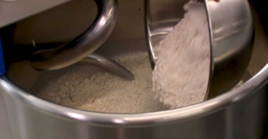 richemontplus_kurse-BA-Helvetia-Hauptteig