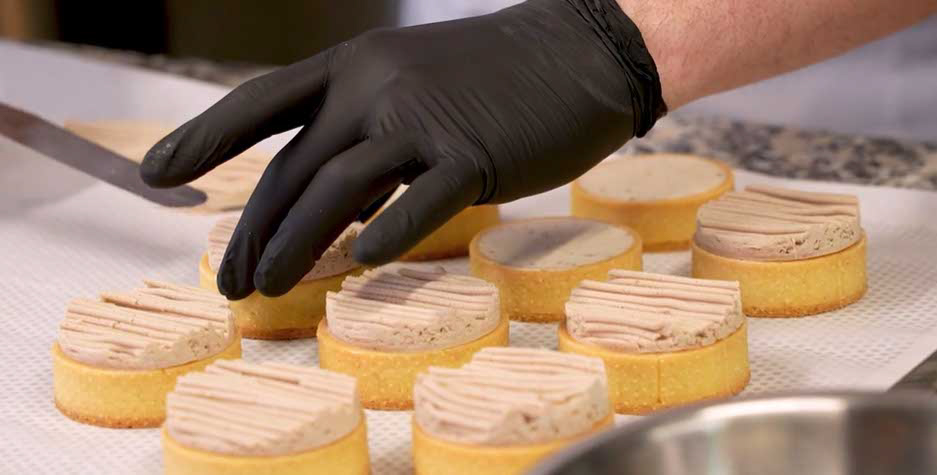 richemontplus_kurse-KO-vermicelle-toertchen_fertigstellen